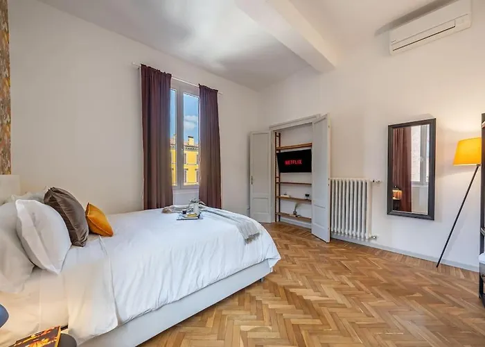 Appartamento Lussuoso Con Vista Ghirlandina Modena