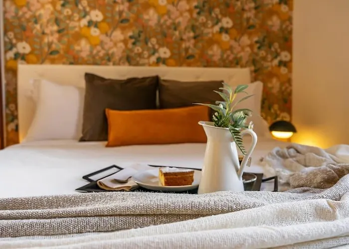 Lussuoso Con Vista Ghirlandina Apartment