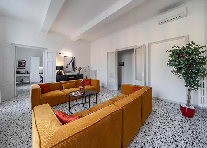 Appartamento Lussuoso Con Vista Ghirlandina